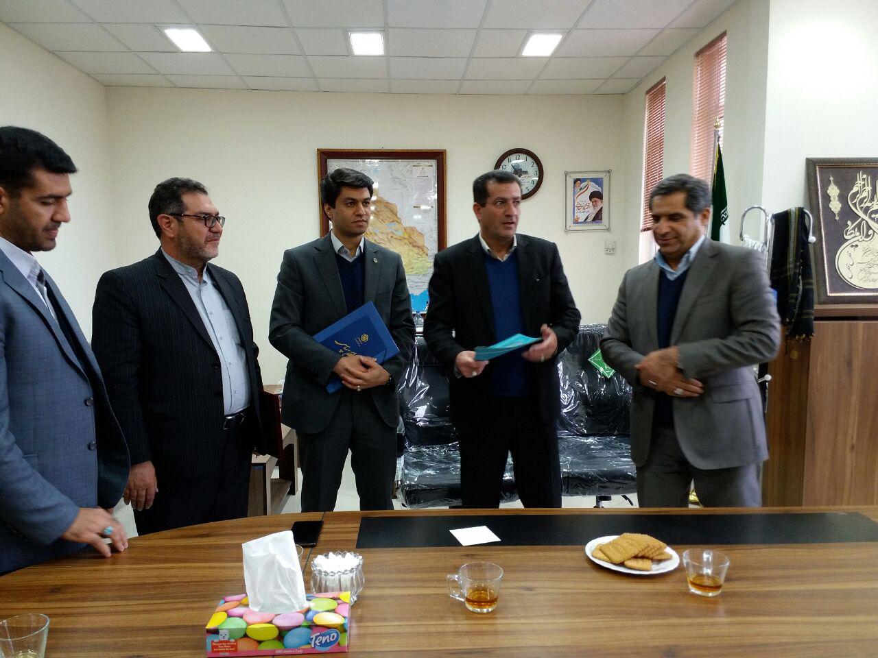آیین تکریم و معارفه روسای پیشین و جدید تامین اجتماعی اقلید